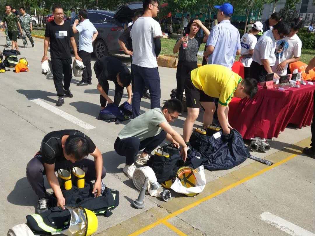 员工参加天津港保税区2019年应急救援比武活动
